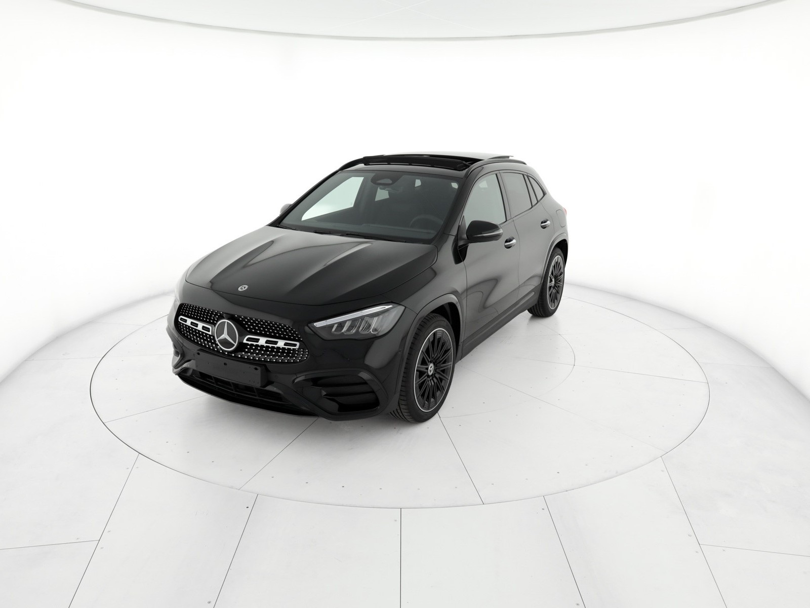 Mercedes GLA - foto principale