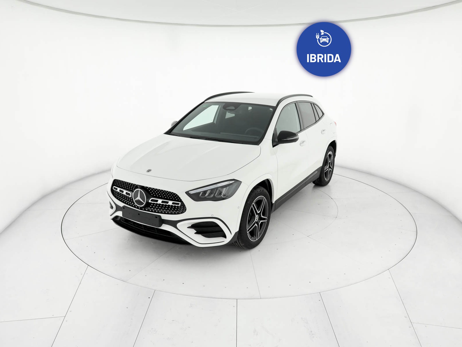 Mercedes GLA - foto principale