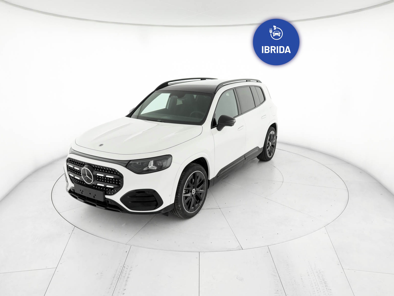 Mercedes GLB - foto principale