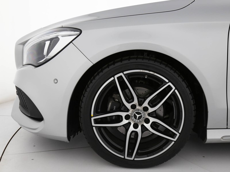 Mercedes CLA Shooting Brake  200 d premium 4matic auto fl