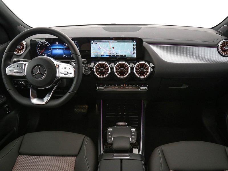 Mercedes EQA 250+ range plus edition elettrica nero