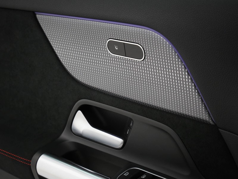 Mercedes EQA 250 premium plus elettrica argento