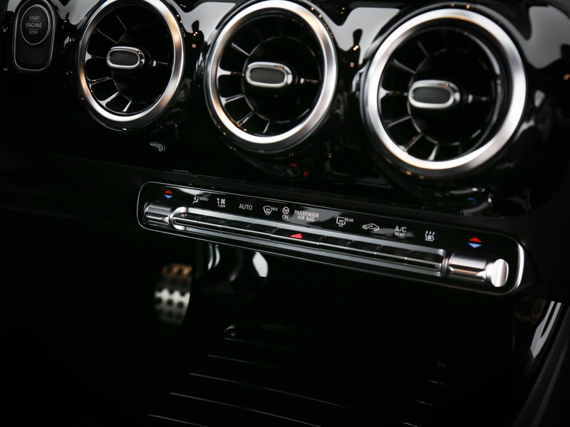 Mercedes Classe A A 250 e EQ POWER Automatic ibrido nero