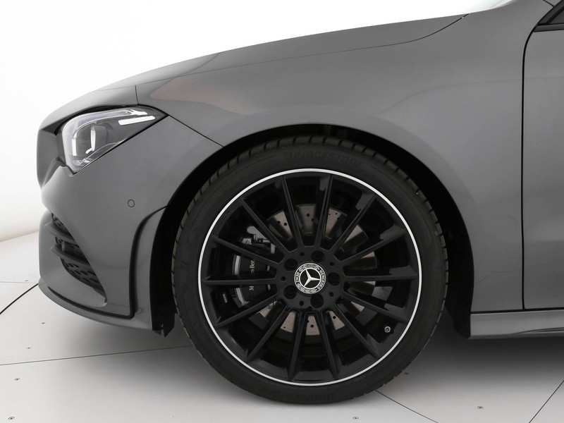 Mercedes CLA Shooting Brake  200 d premium 4matic auto diesel grigio