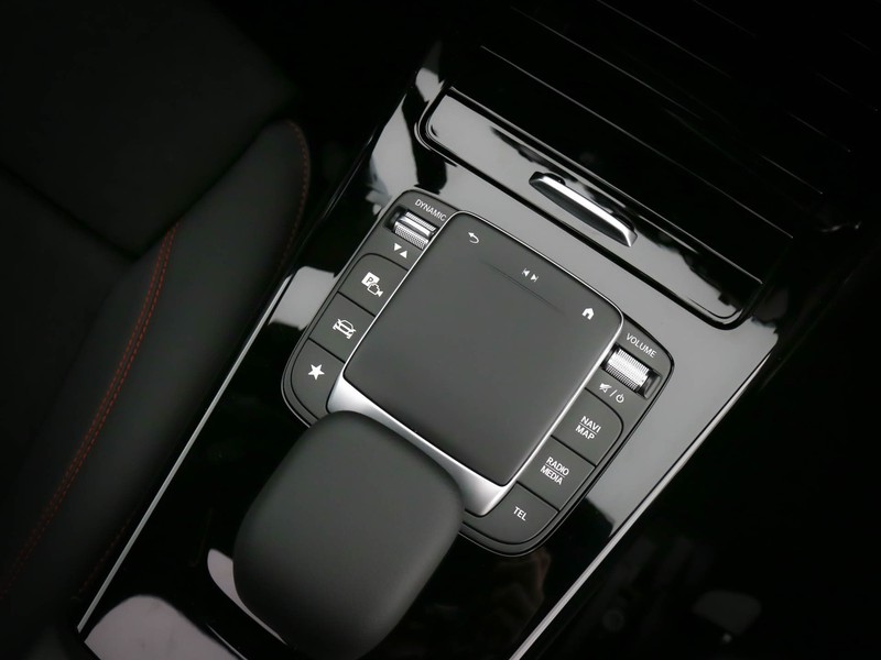 Mercedes CLA Shooting Brake  200 d premium 4matic auto