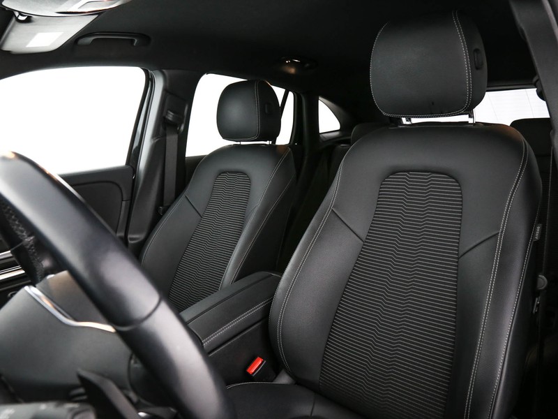 Mercedes GLA 200 d sport plus auto diesel nero