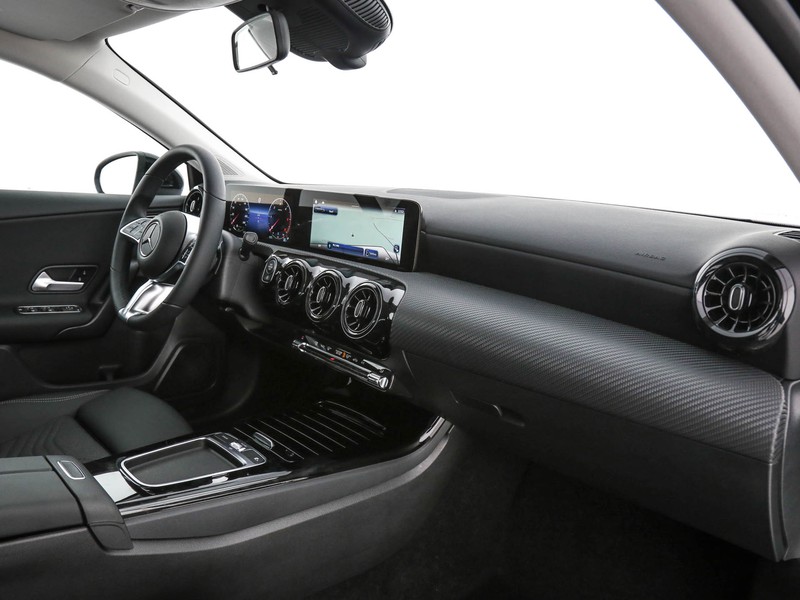 Mercedes Classe A 180 d executive auto diesel nero