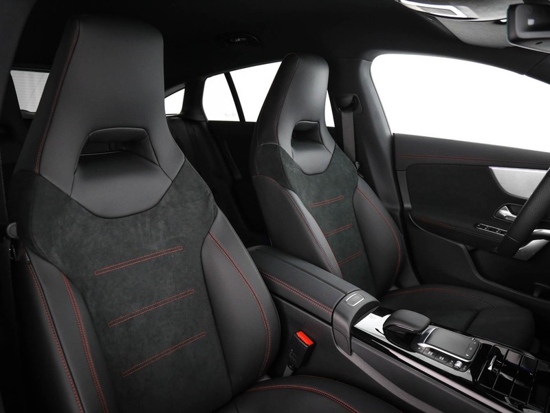 Mercedes CLA Shooting Brake  180 d premium auto