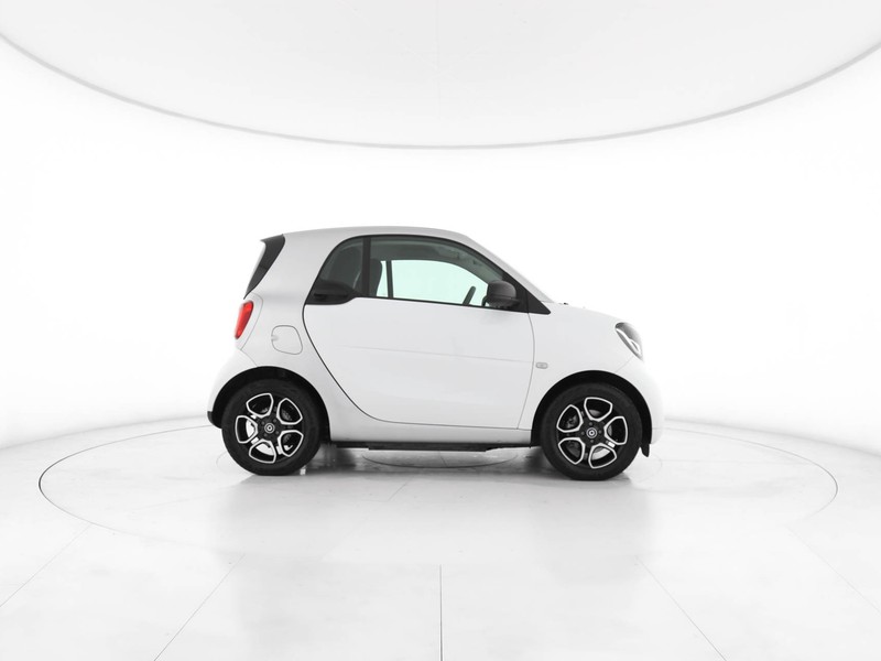 Smart Fortwo eq youngster my19 elettrica bianco
