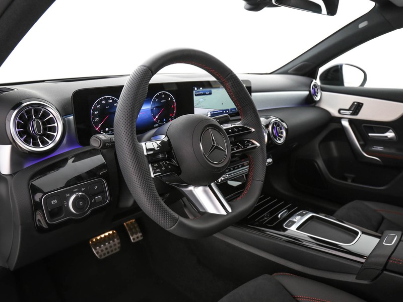 Mercedes Classe A 180 d premium plus amg line auto