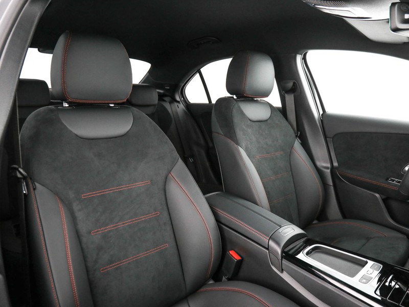 Mercedes Classe A Berlina 180 d advanced plus amg line auto diesel nero