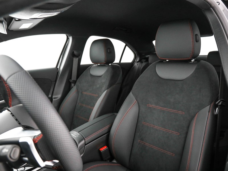 Mercedes Classe A Berlina 180 d advanced plus amg line auto diesel nero