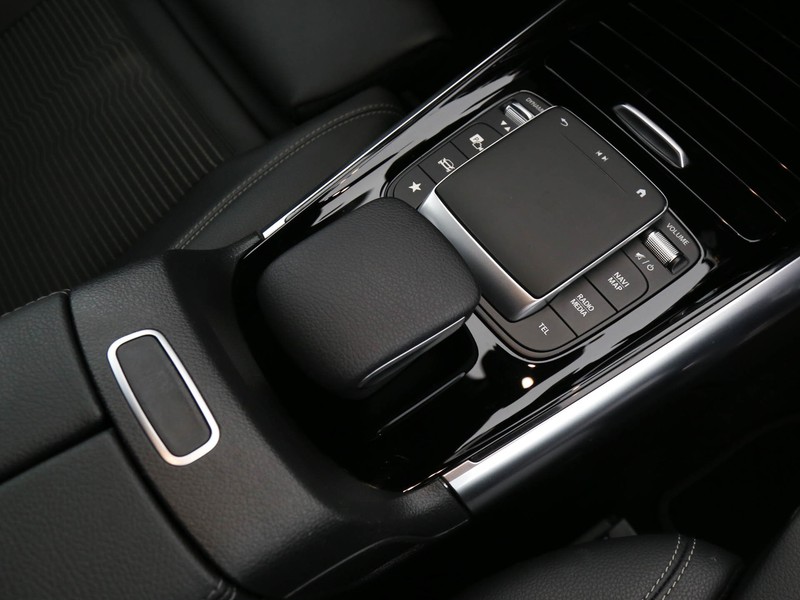 Mercedes GLA 200 d sport auto