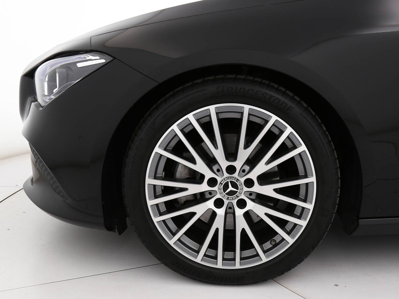 Mercedes CLA Shooting Brake  200 d sport auto diesel nero