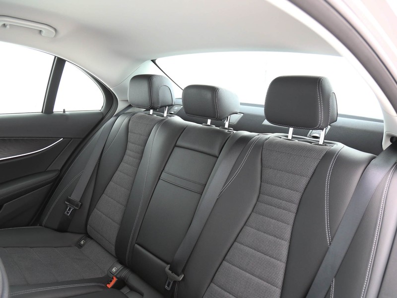 Mercedes Classe E Berlina 220 d mhev sport auto