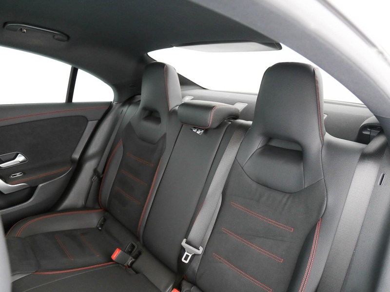 Mercedes CLA Coupè coupe 200 premium auto benzina bianco