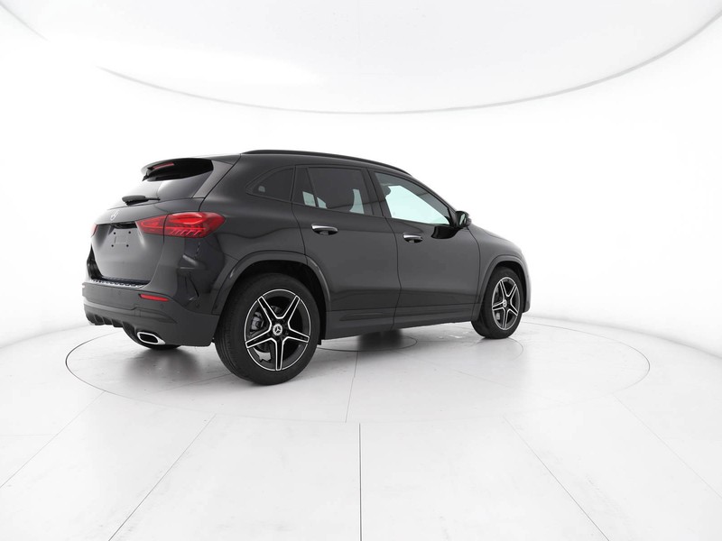 Mercedes GLA 200 d amg line advanced plus auto diesel nero