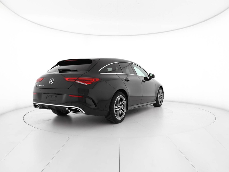 Mercedes CLA Shooting Brake  200 d premium auto