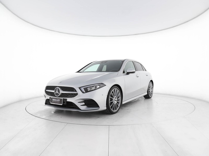 Mercedes A 180 d Executive prezzo, optional di serie, consumi, foto 