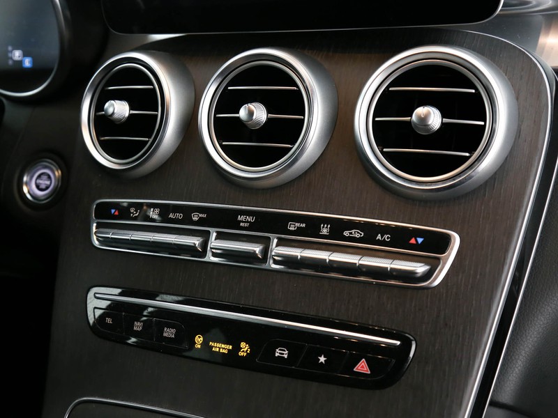 Mercedes GLC 300 de plug in hybrid (de eq-power) premium plus 4matic auto
