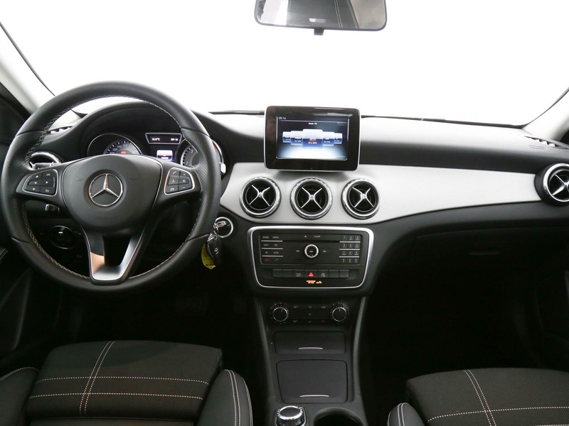 Mercedes GLA 200 d (cdi) sport auto