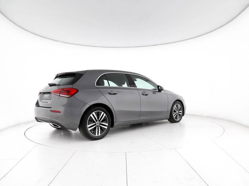 Mercedes Classe A 180 d sport auto diesel grigio