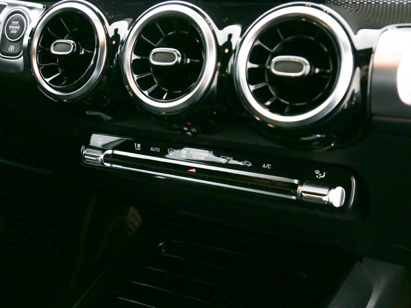 Mercedes GLB 180 d sport auto diesel grigio
