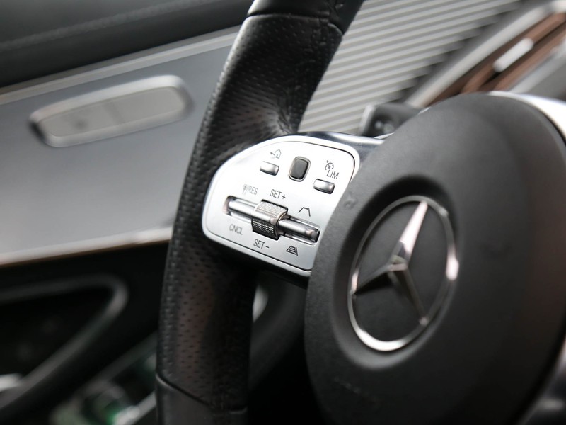 Mercedes EQC 400 electric tech edition 4matic elettrica nero