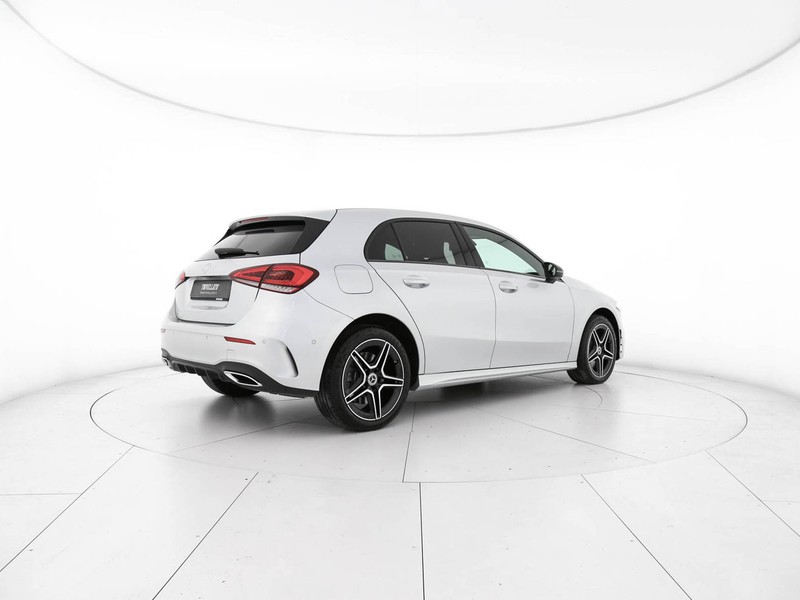 Mercedes Classe A 180 d premium auto diesel argento