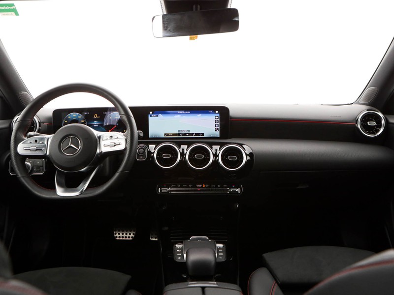 Mercedes Classe A 180 d premium auto diesel argento