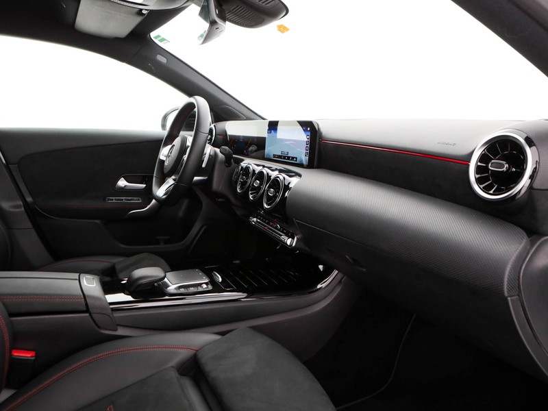 Mercedes Classe A 180 d premium auto diesel argento