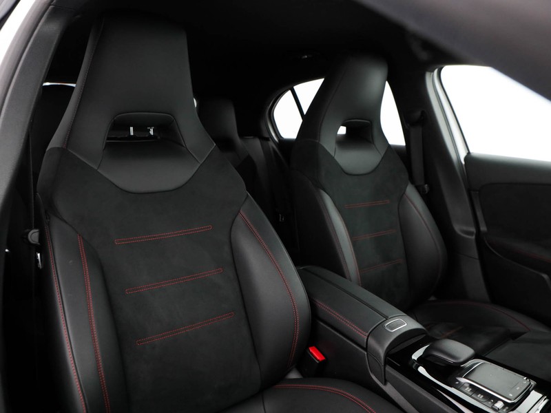 Mercedes Classe A 180 d premium auto diesel argento