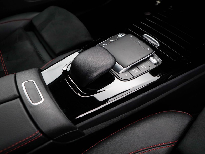 Mercedes Classe A 180 d premium auto diesel argento