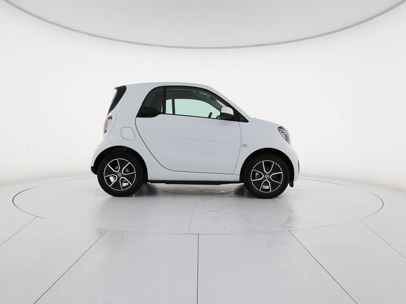 Smart Fortwo eq passion 4,6kw elettrica bianco
