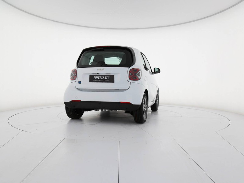 Smart Fortwo eq passion 4,6kw elettrica bianco