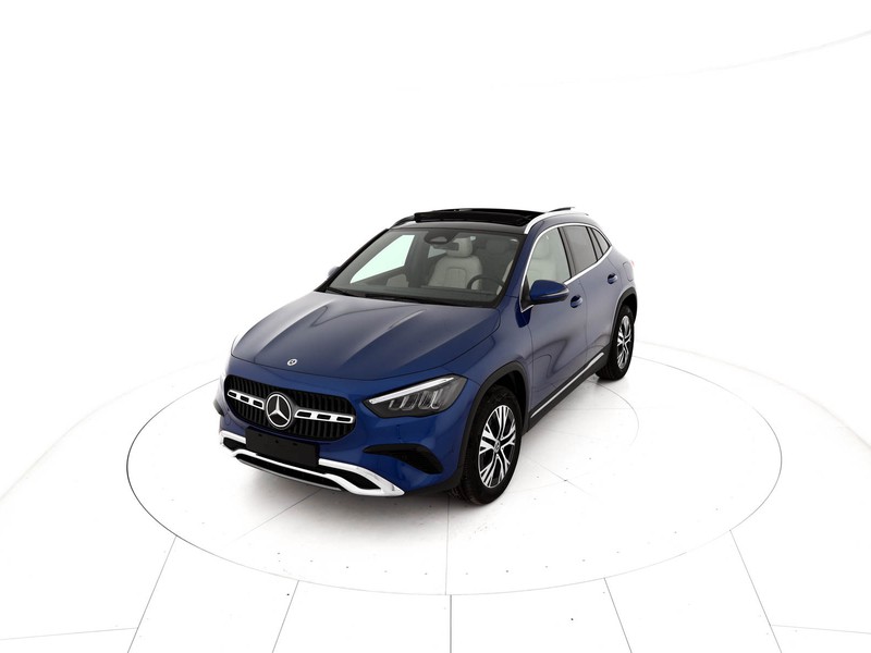 Mercedes GLA 180 d progressive advanced auto