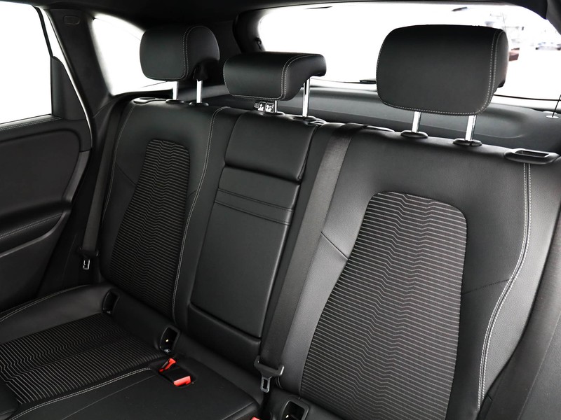 Mercedes Classe B 180 sport plus auto benzina bianco