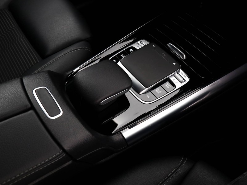 Mercedes Classe B 180 sport plus auto benzina bianco