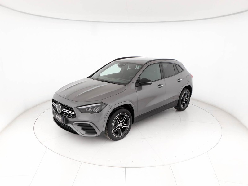 Mercedes GLA 250 e phev amg line premium auto ibrido grigio