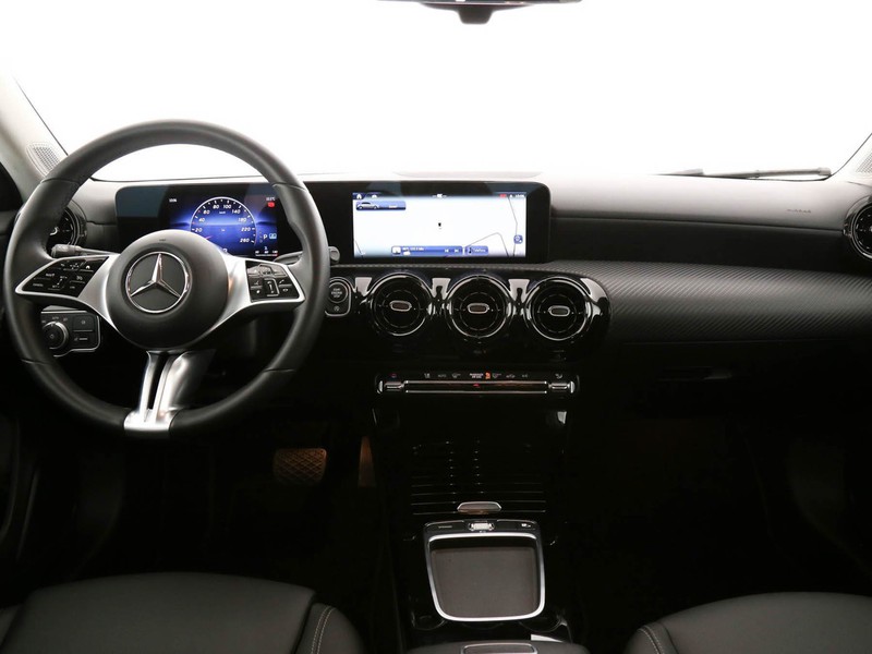 Mercedes Classe A 180 d advanced auto diesel nero