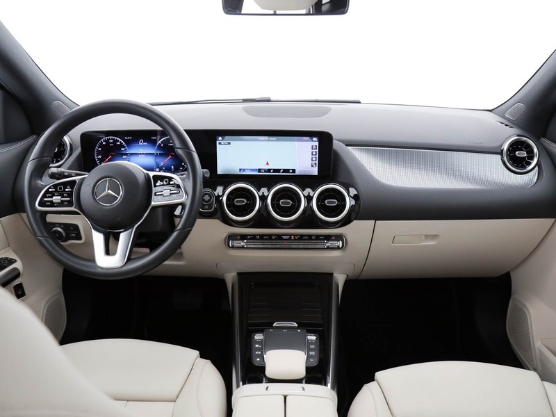 Mercedes GLA 200 d sport auto