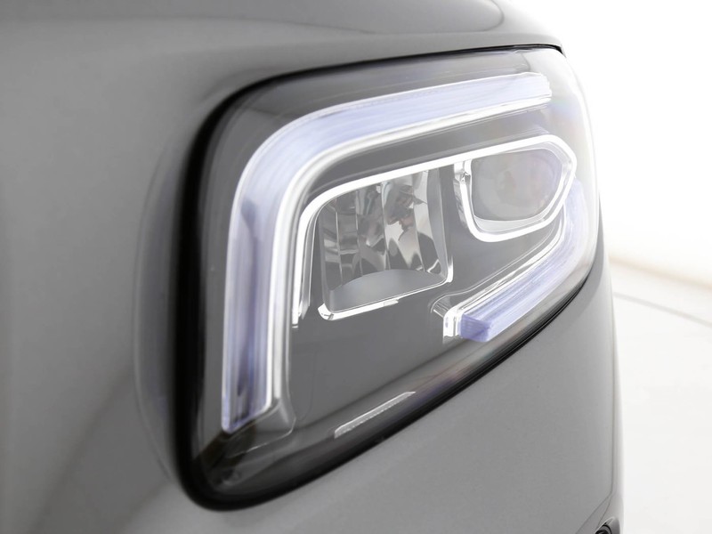 Mercedes GLB 200 sport plus auto benzina argento