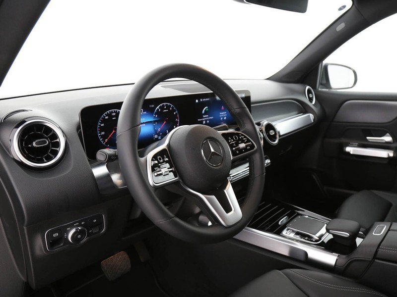 Mercedes GLB 200 sport plus auto benzina argento