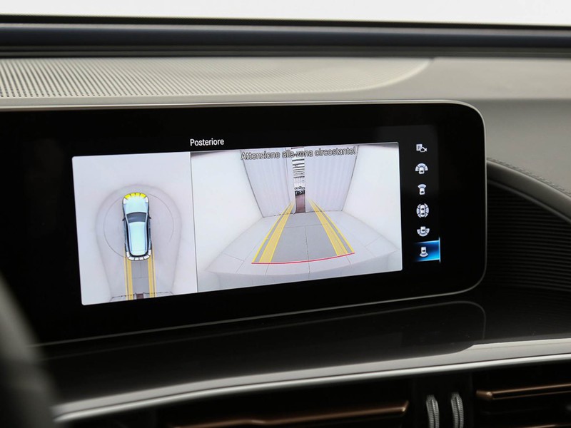 Mercedes EQC 400 sport edition 1886 4matic elettrica argento