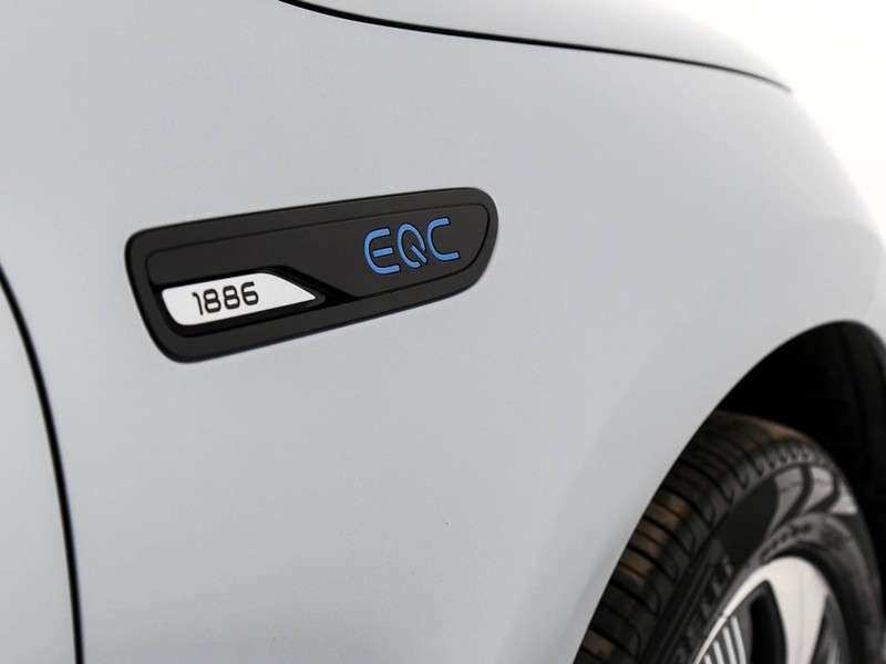 Mercedes EQC 400 sport edition 1886 4matic elettrica argento