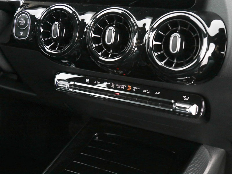 Mercedes Classe B B 180 benzina nero