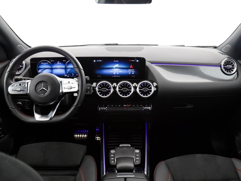 Mercedes GLA 200 d premium auto diesel bianco