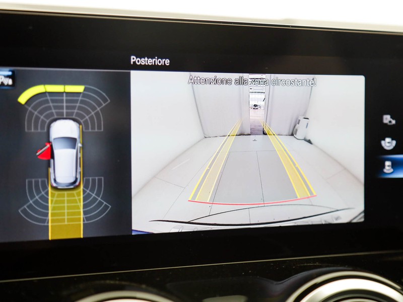 Mercedes GLA 200 d premium auto diesel bianco