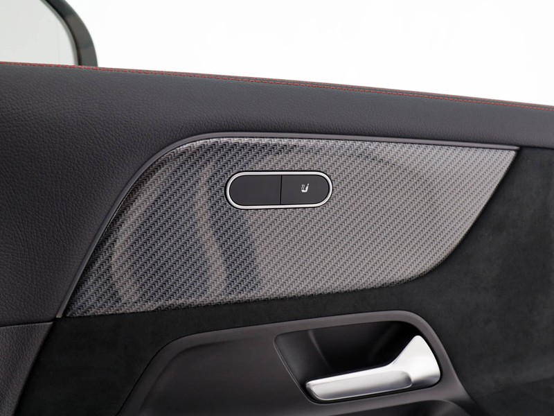 Mercedes GLA 200 d premium auto diesel bianco