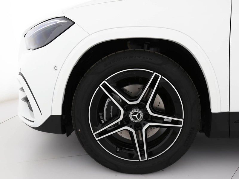 Mercedes GLA 180  d Automatic diesel bianco